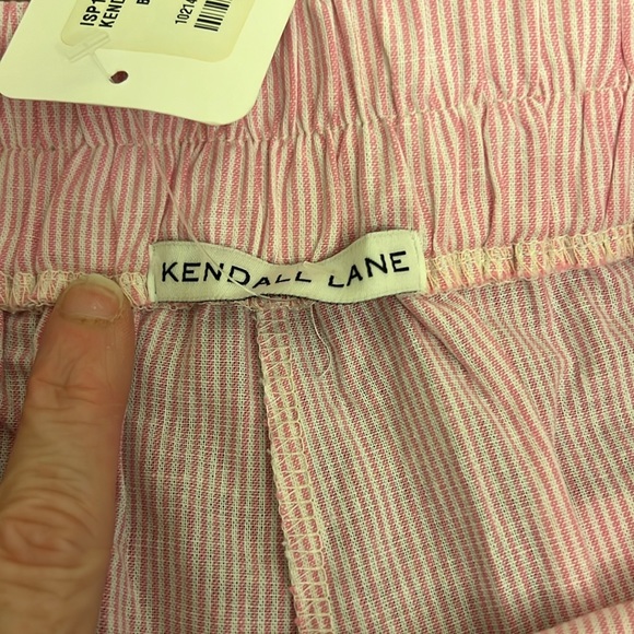 NWT Kendall Lane Shorts, size M - Picture 4 of 7